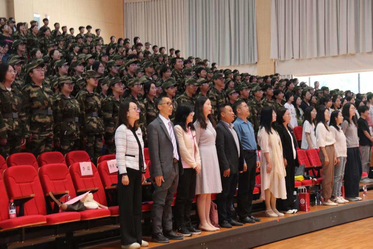 4e5473c92444eff109ba11bdd32209c9