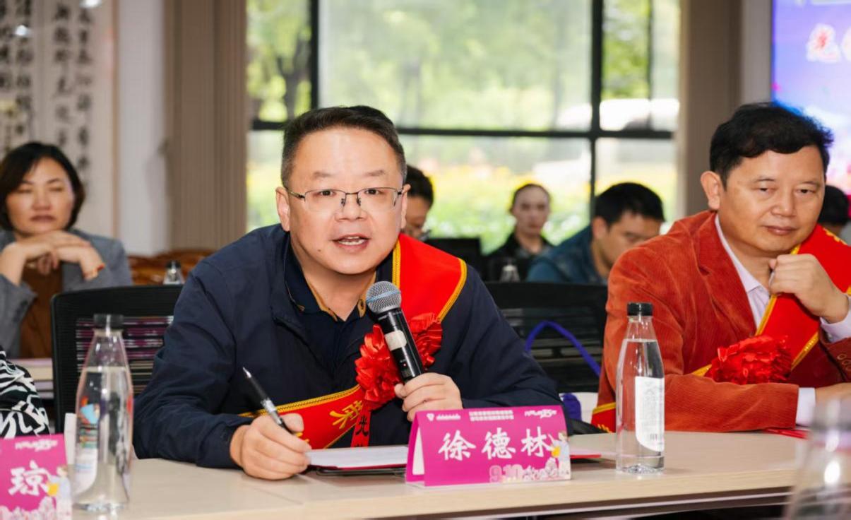 e836dbc05f3b1066942efccb8b68925a